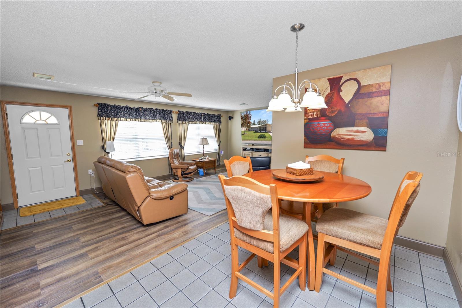 Image 7 of 46 For 927 Jere Circle