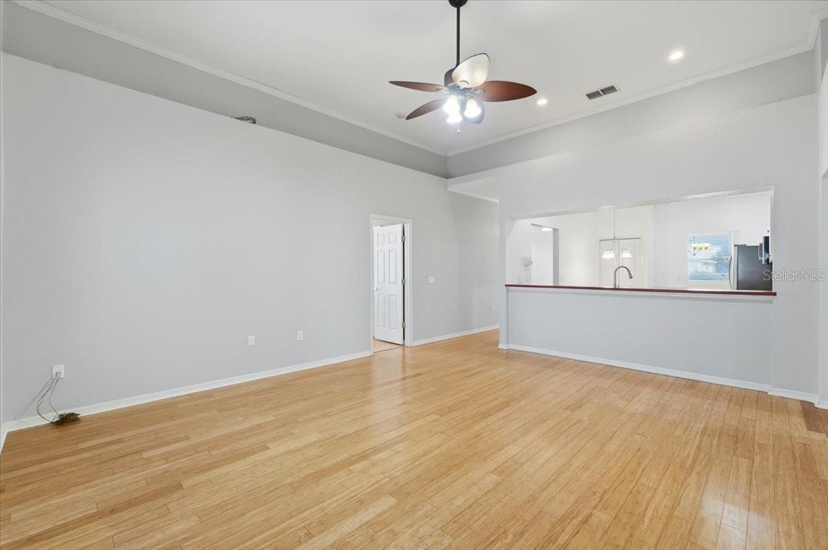 Image 15 of 34 For 7517 Jessamine Drive