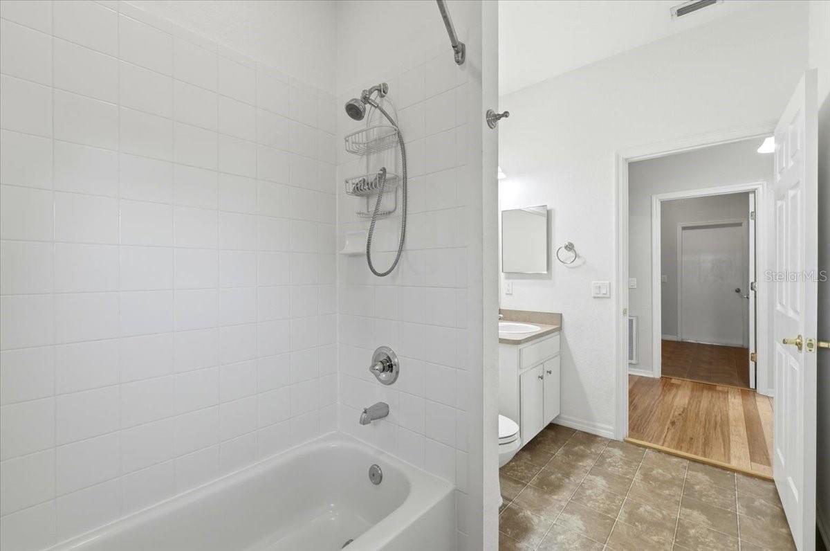 Image 28 of 34 For 7517 Jessamine Drive