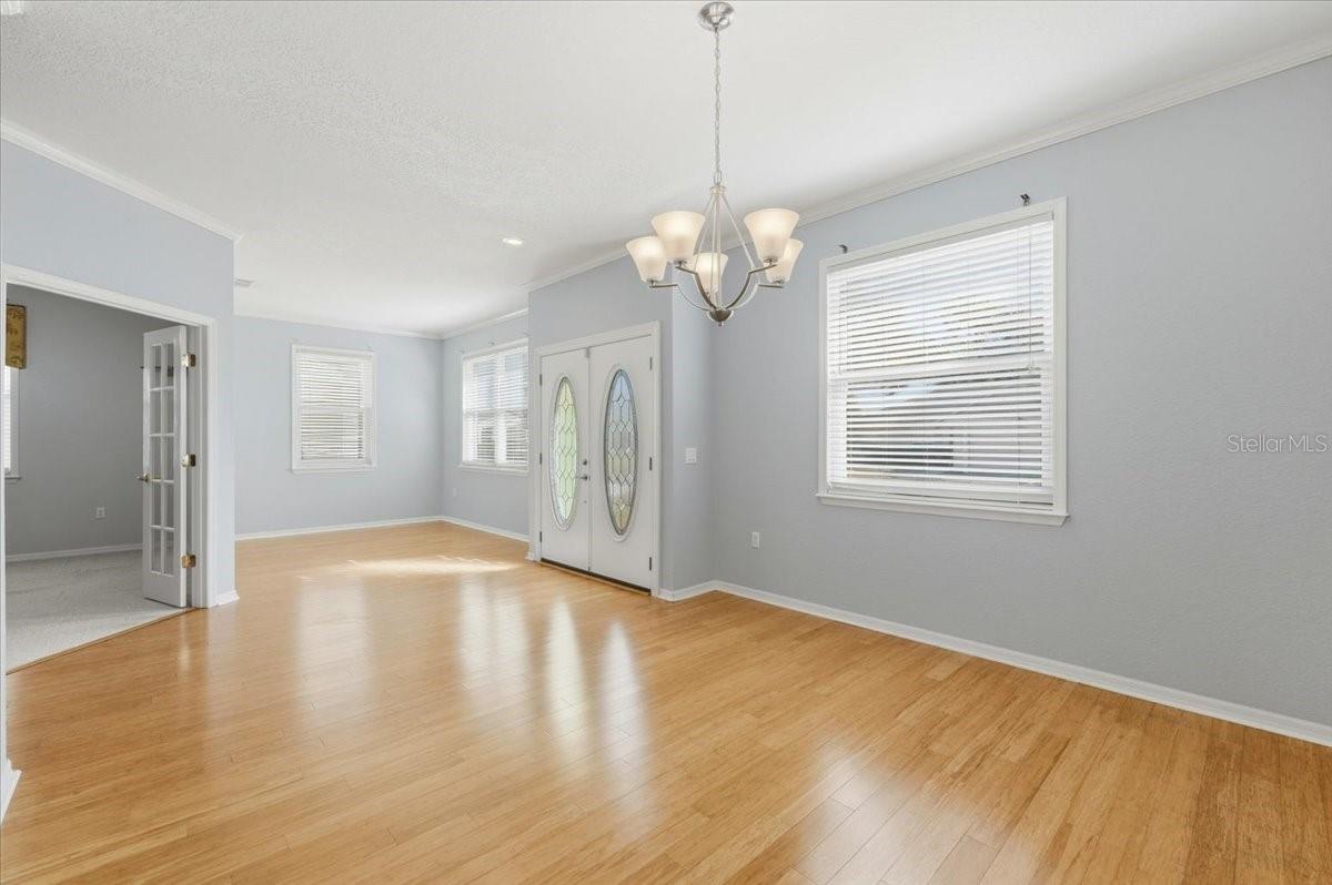 Image 6 of 34 For 7517 Jessamine Drive