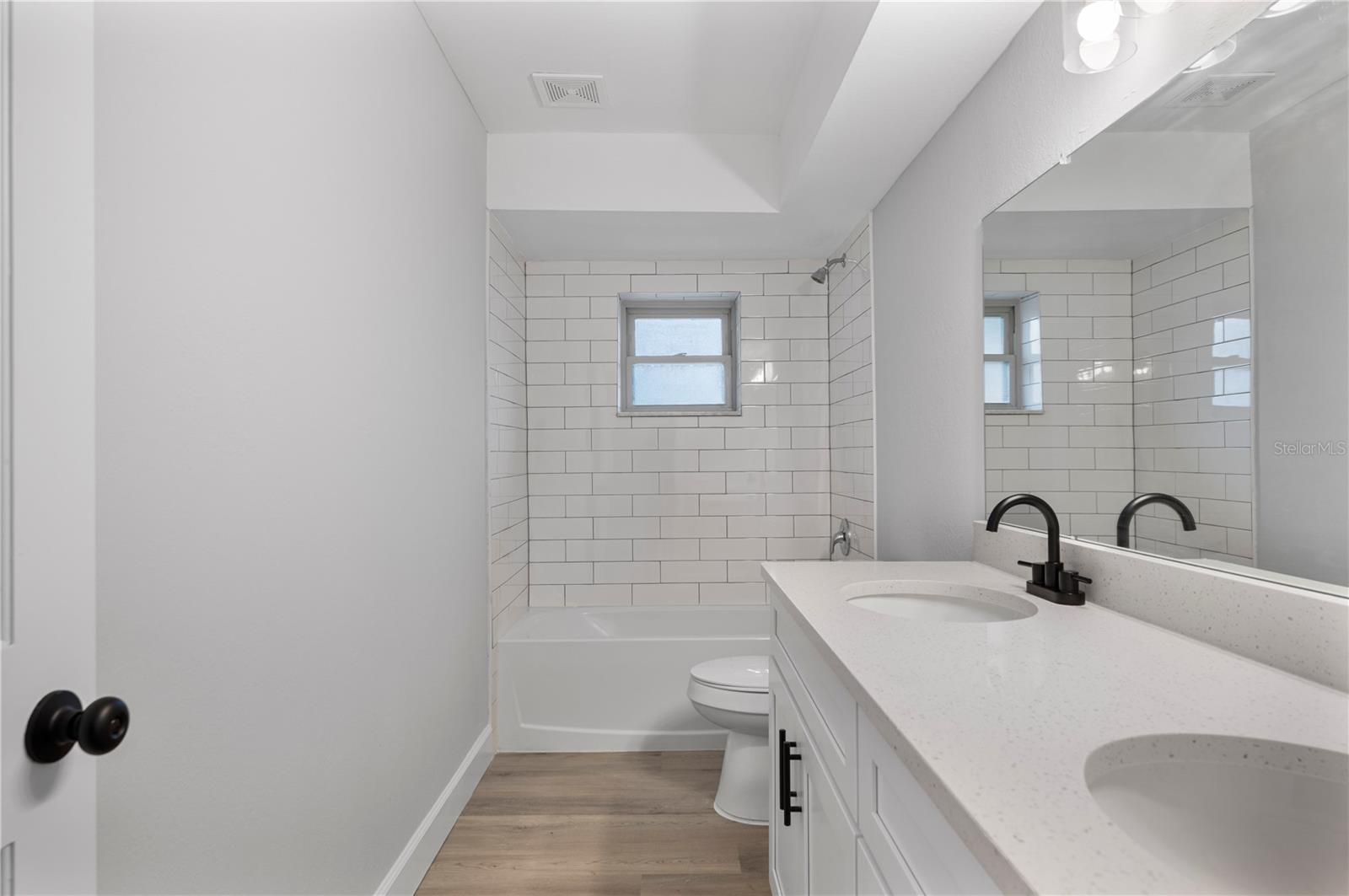 Image 16 of 43 For 241 Greenfield Road