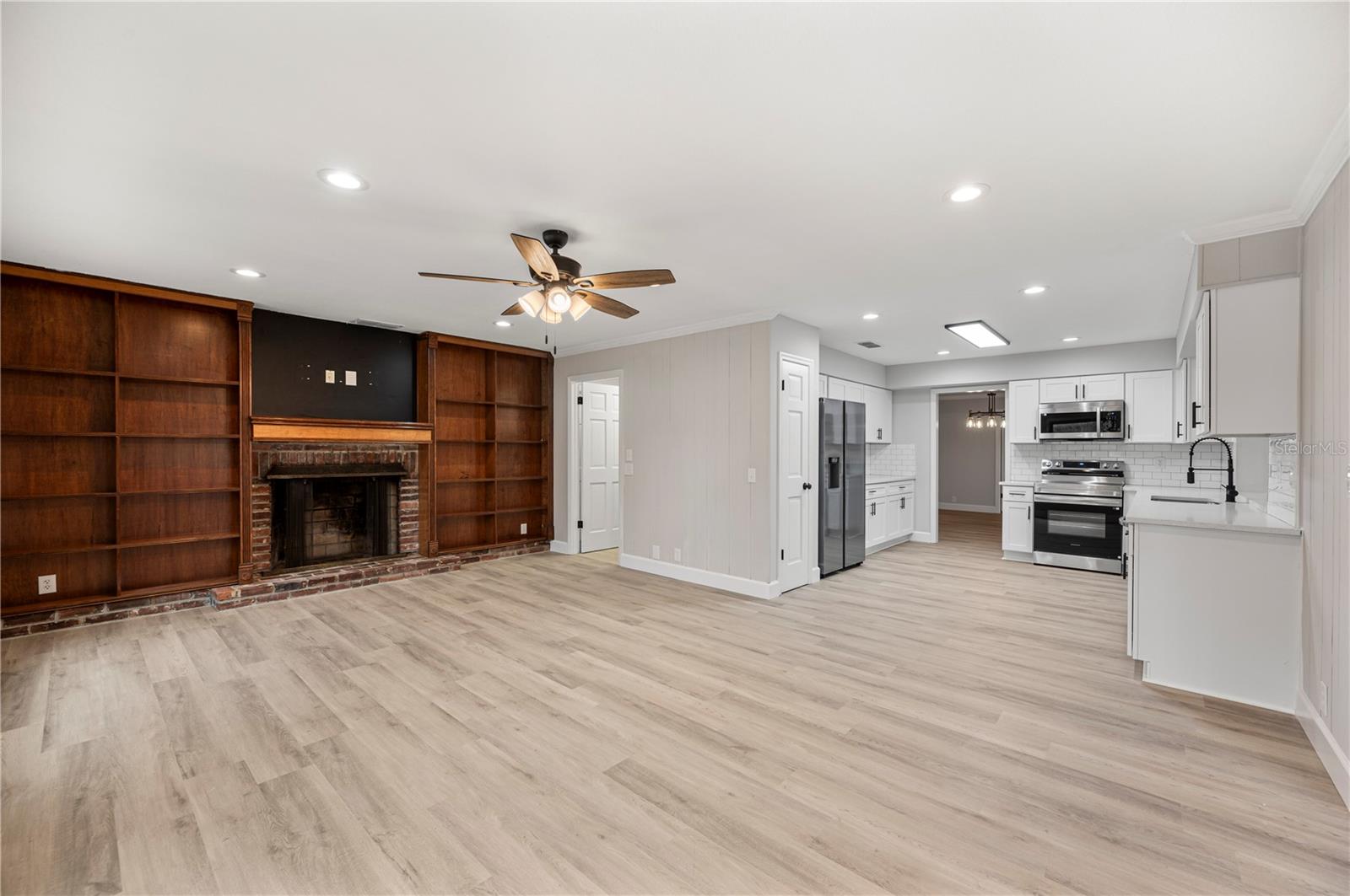 Image 5 of 43 For 241 Greenfield Road