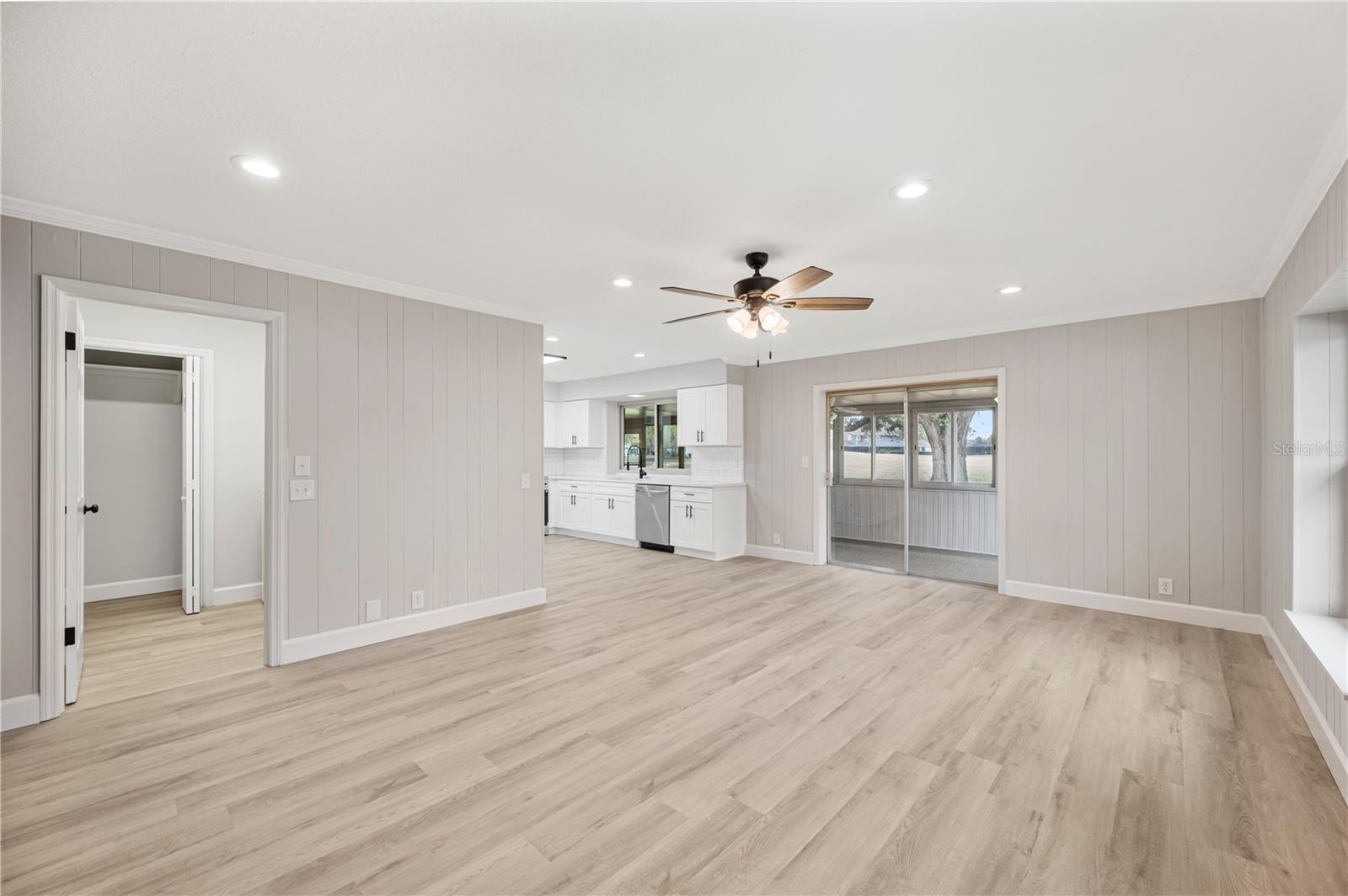 Image 7 of 43 For 241 Greenfield Road