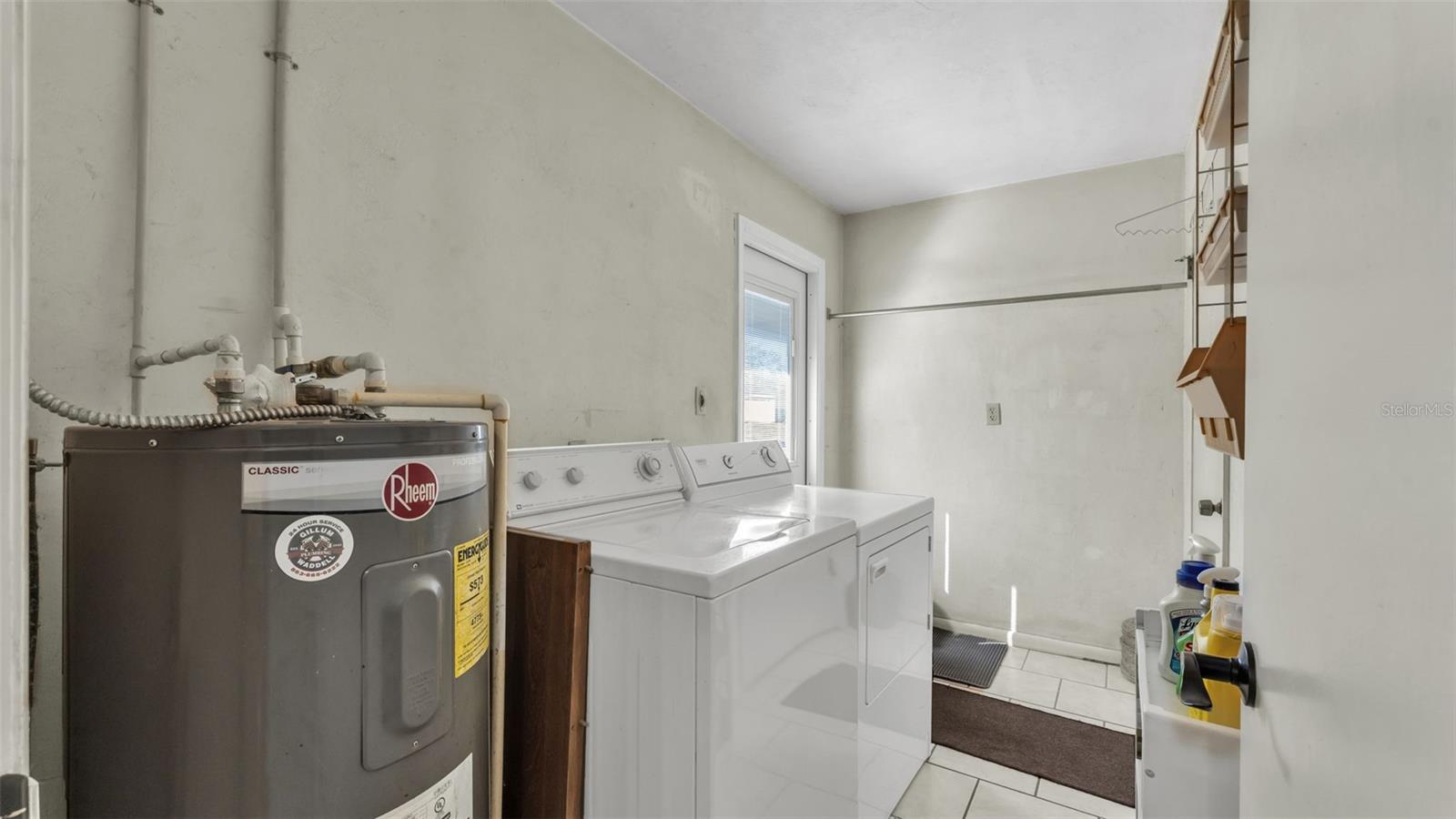 Image 28 of 45 For 6531 Newman Circle E