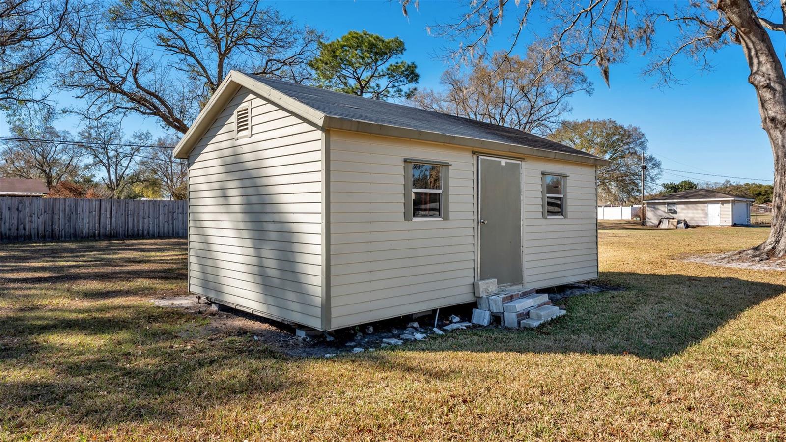 Image 33 of 45 For 6531 Newman Circle E