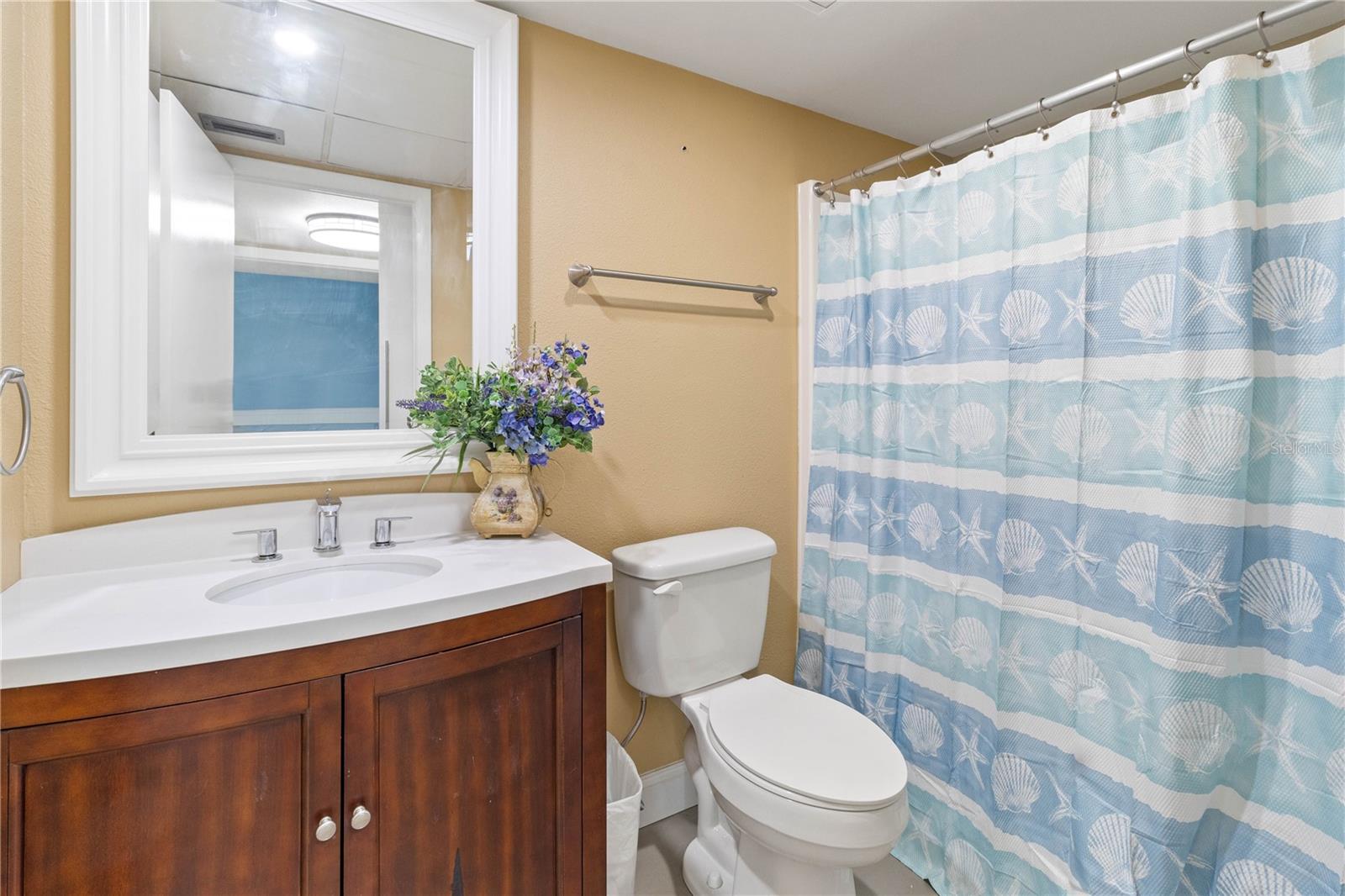 Image 18 of 29 For 2025 Sylvester Road N202