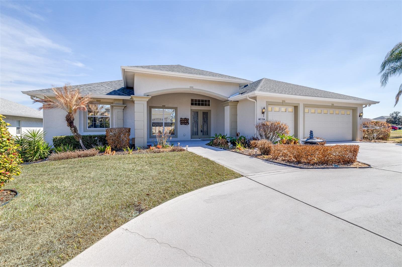 Details for 6779 Huntington Hills Boulevard, LAKELAND, FL 33810