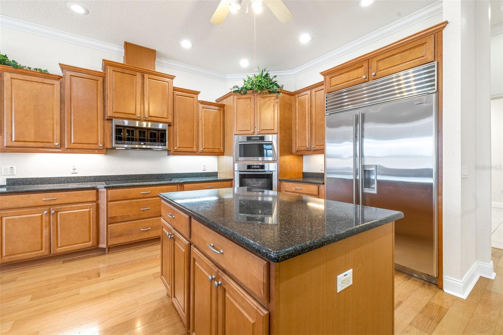 Image 10 of 44 For 6779 Huntington Hills Boulevard