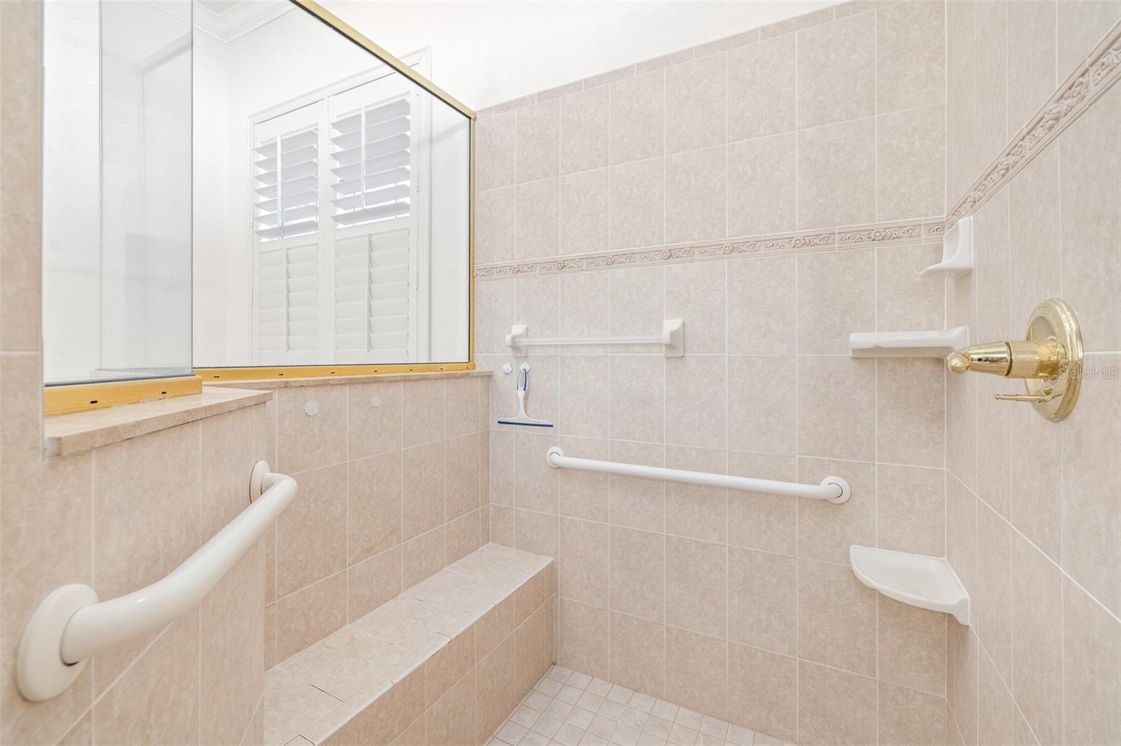 Image 15 of 44 For 6779 Huntington Hills Boulevard