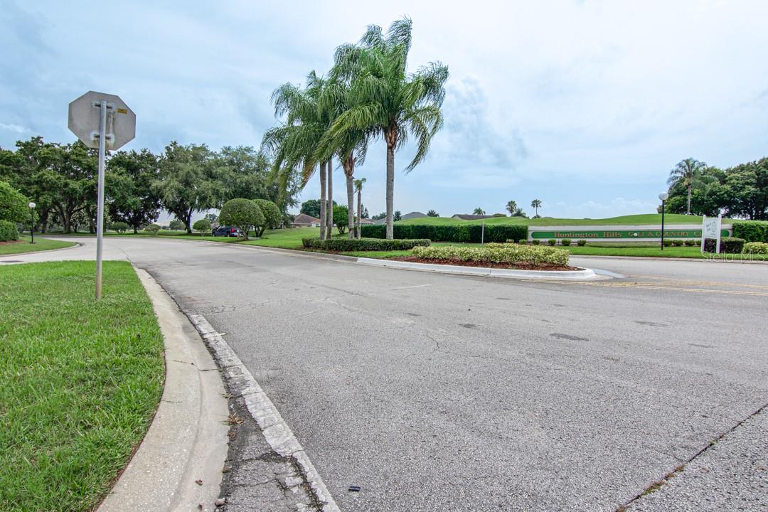 Image 38 of 44 For 6779 Huntington Hills Boulevard