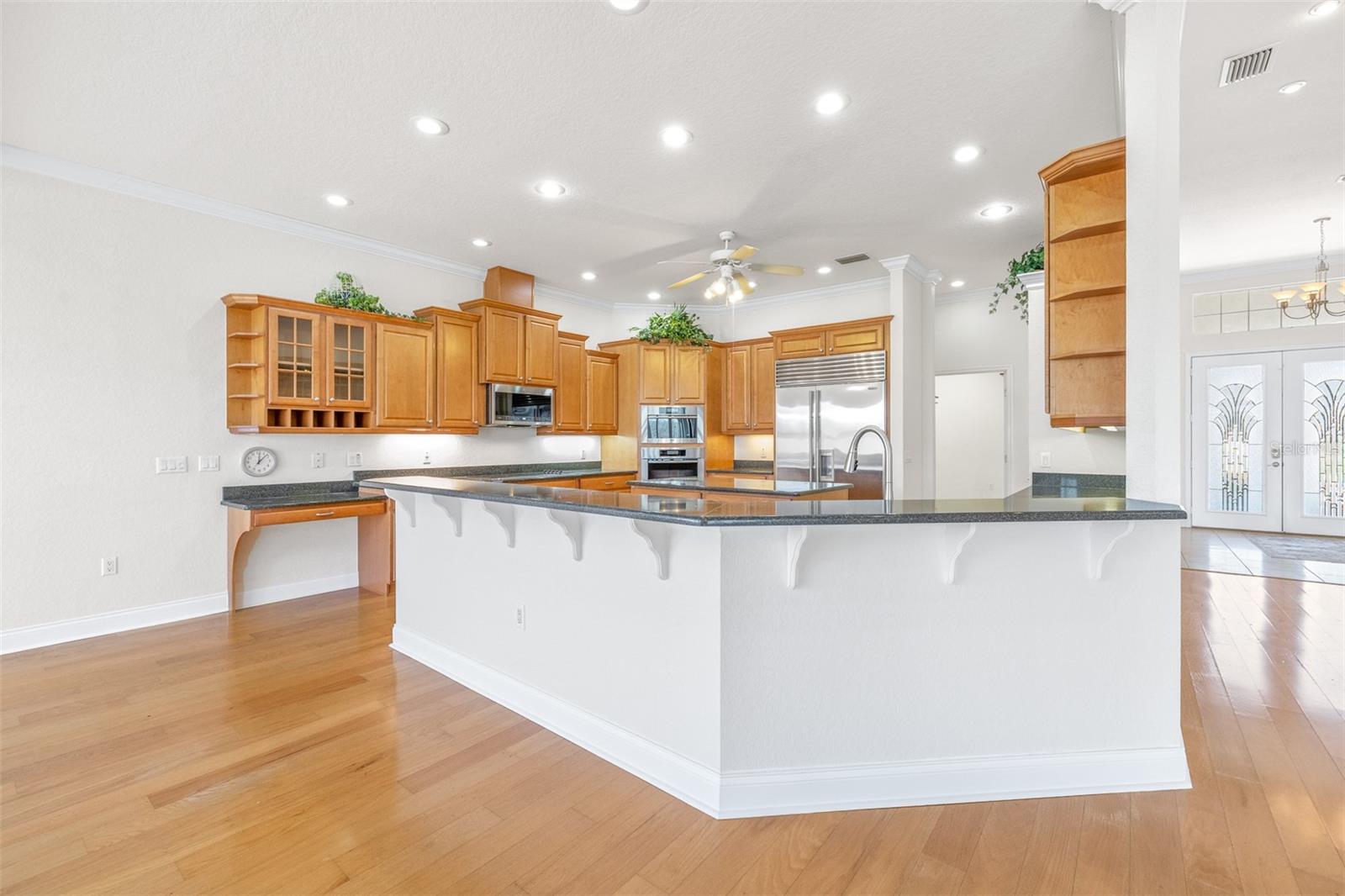 Image 6 of 44 For 6779 Huntington Hills Boulevard