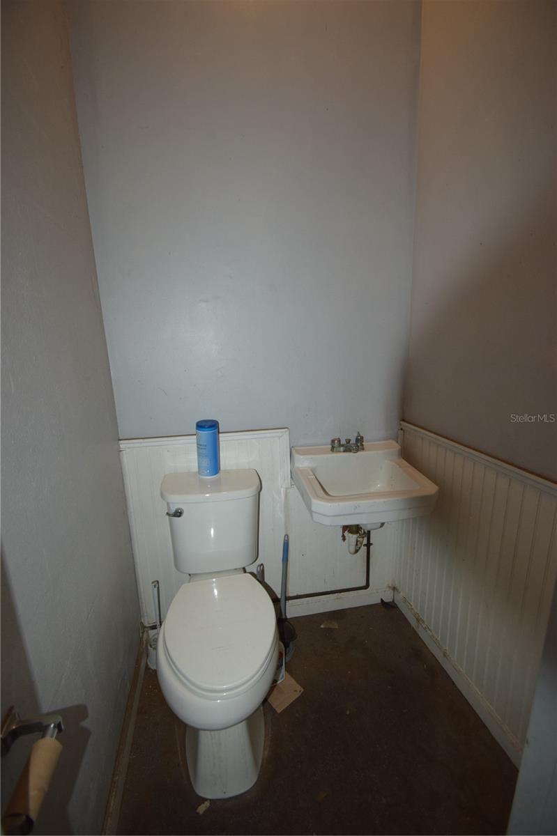 Image 11 of 39 For 817-839 Lake Parker Avenue 817, 823,