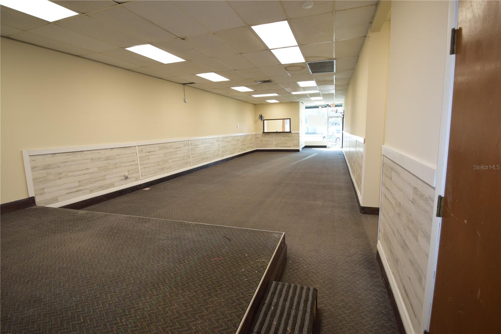 Image 21 of 39 For 817-839 Lake Parker Avenue 817, 823,