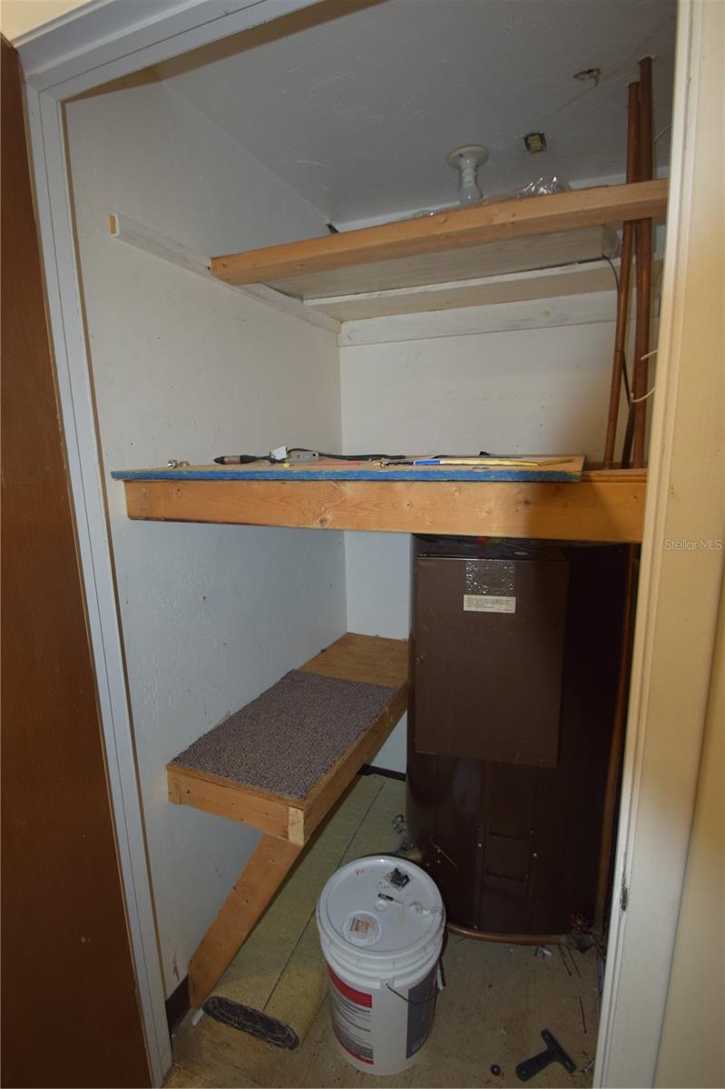 Image 22 of 39 For 817-839 Lake Parker Avenue 817, 823,