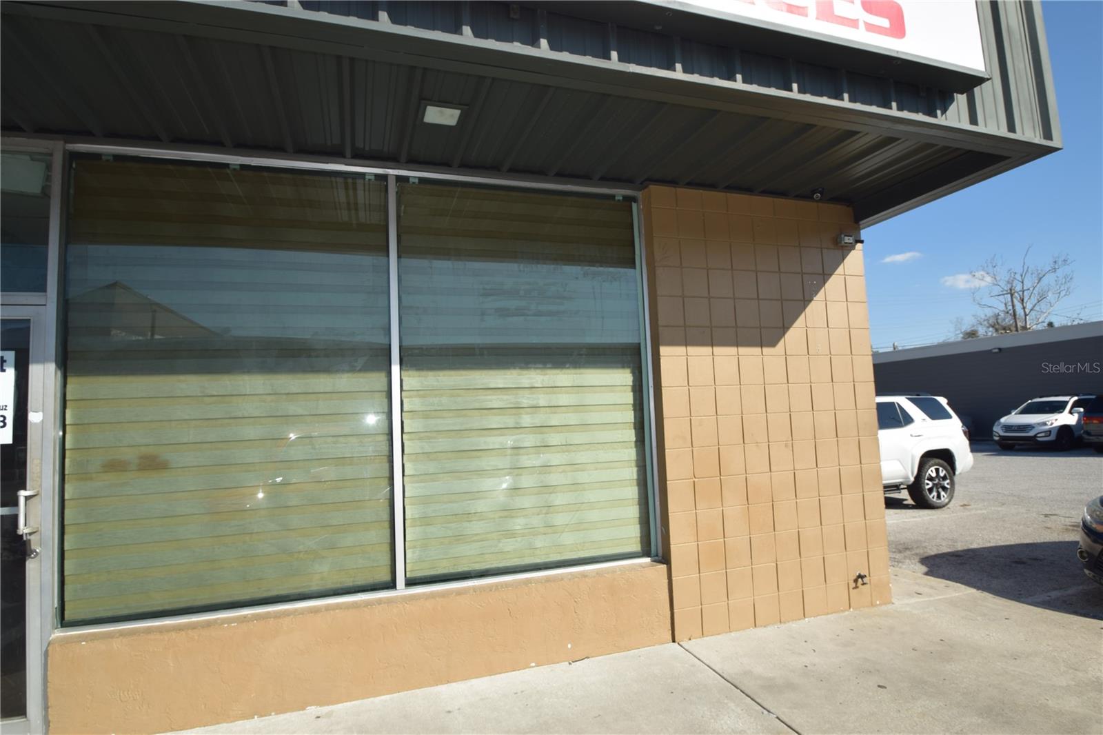 Image 29 of 39 For 817-839 Lake Parker Avenue 817, 823,