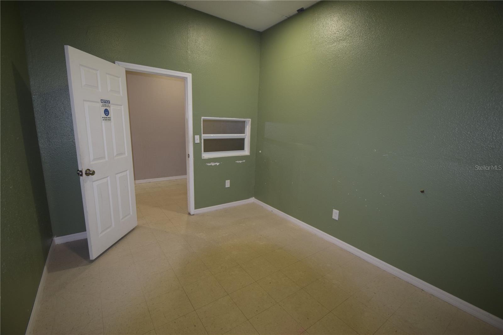 Image 36 of 39 For 817-839 Lake Parker Avenue 817, 823,