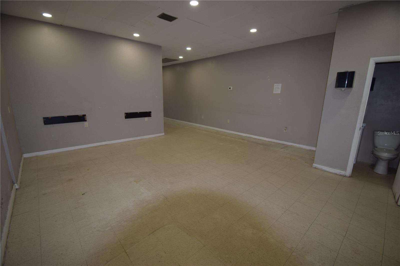 Image 38 of 39 For 817-839 Lake Parker Avenue 817, 823,