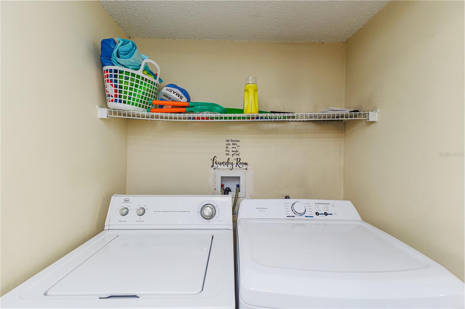 Image 17 of 26 For 2028 Royal Bay Boulevard 85