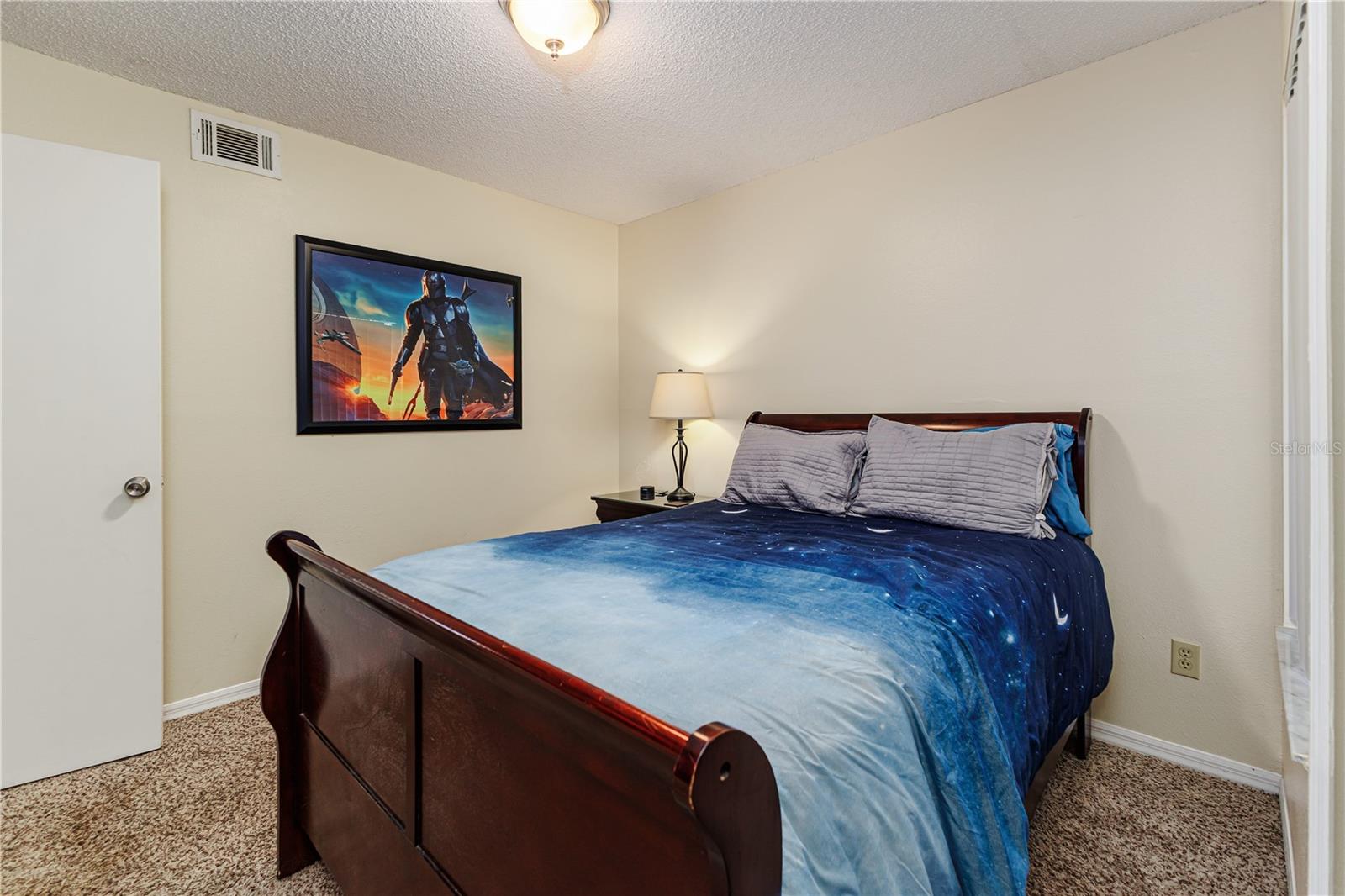 Image 25 of 26 For 2028 Royal Bay Boulevard 85