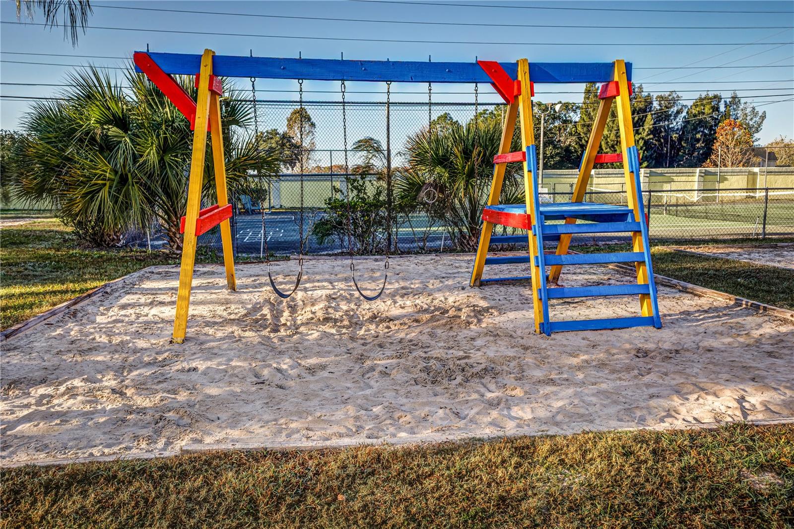 Image 8 of 26 For 2028 Royal Bay Boulevard 85