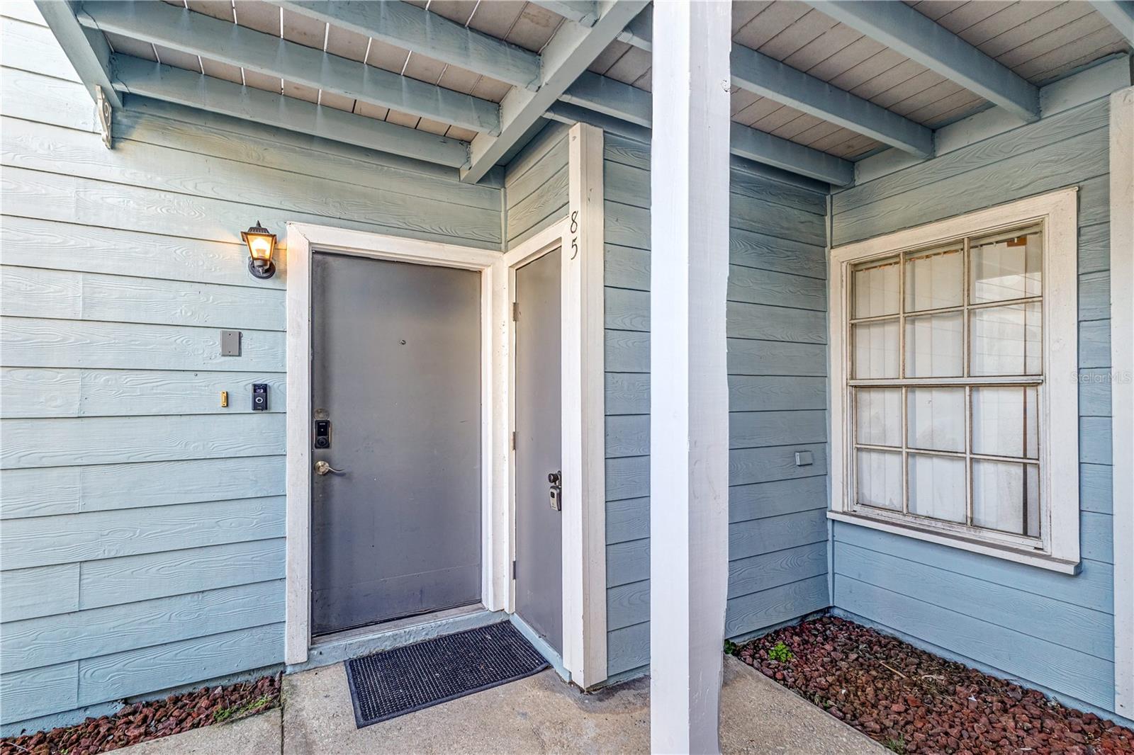 Image 9 of 26 For 2028 Royal Bay Boulevard 85