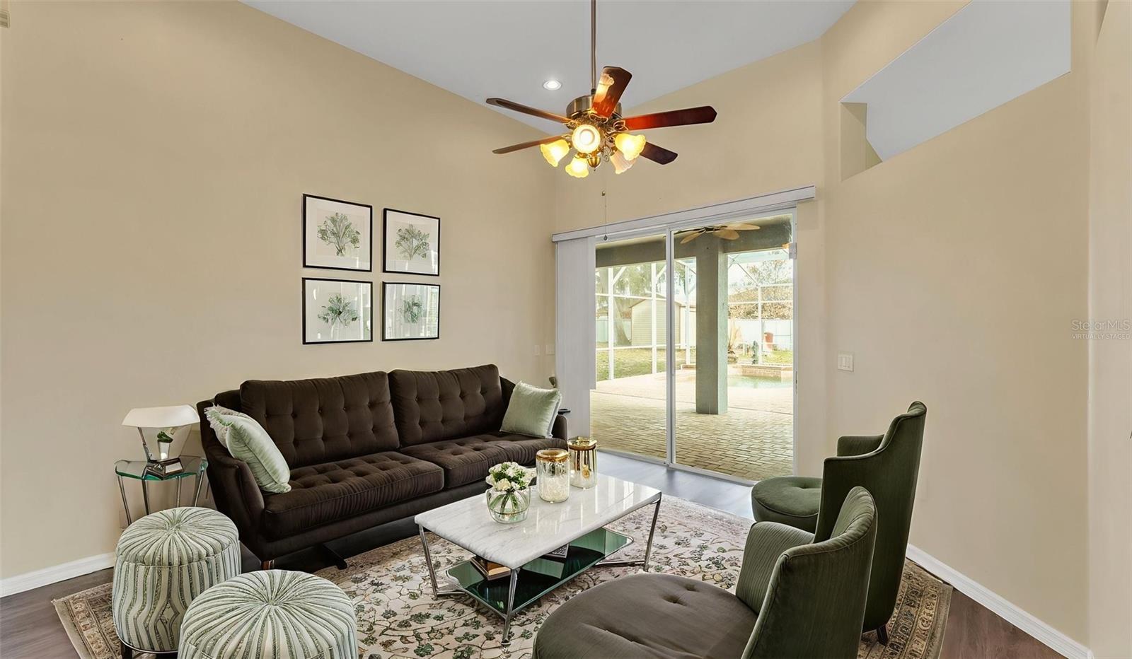 Image 20 of 61 For 2664 Country Club Road N