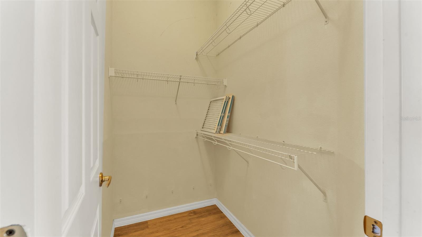 Image 32 of 61 For 2664 Country Club Road N