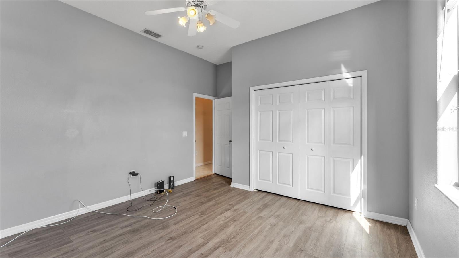 Image 37 of 61 For 2664 Country Club Road N