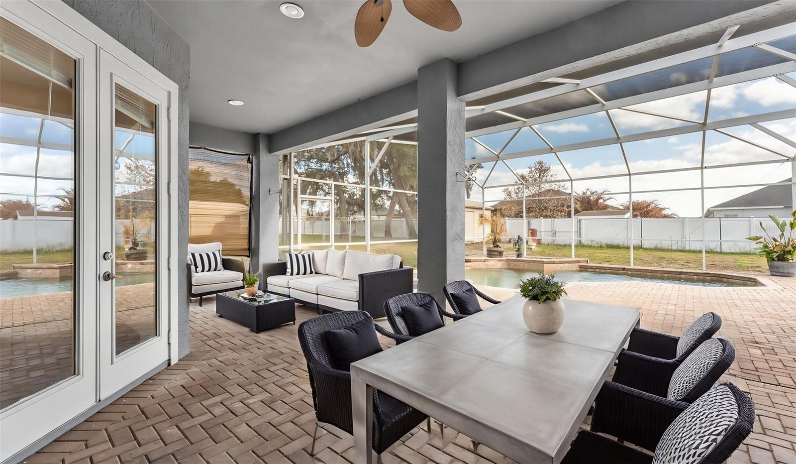 Image 47 of 61 For 2664 Country Club Road N