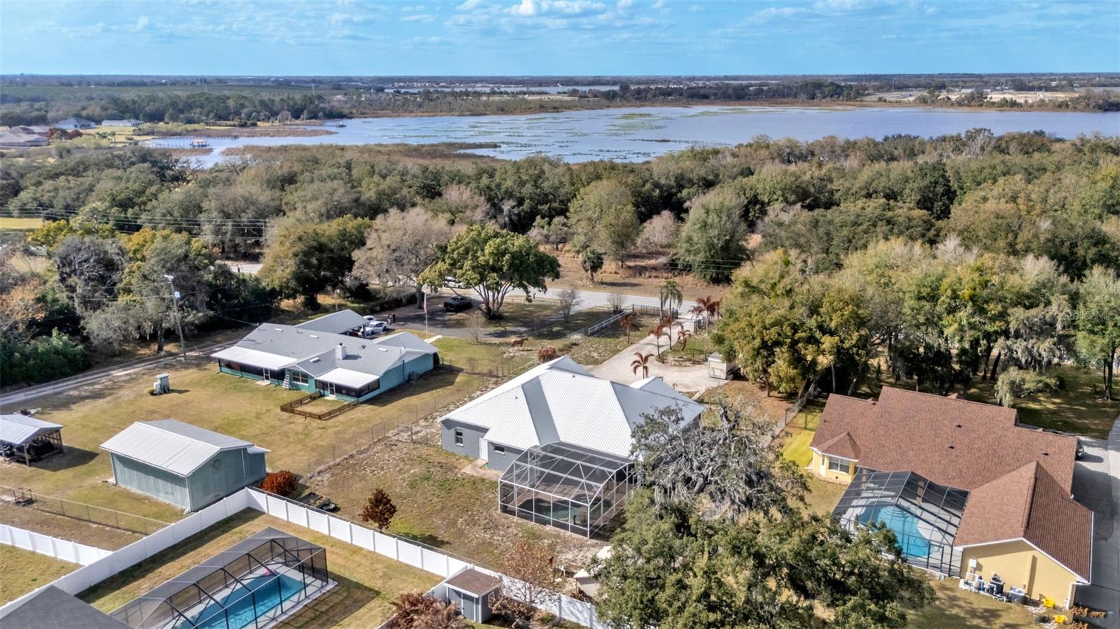 Image 57 of 61 For 2664 Country Club Road N