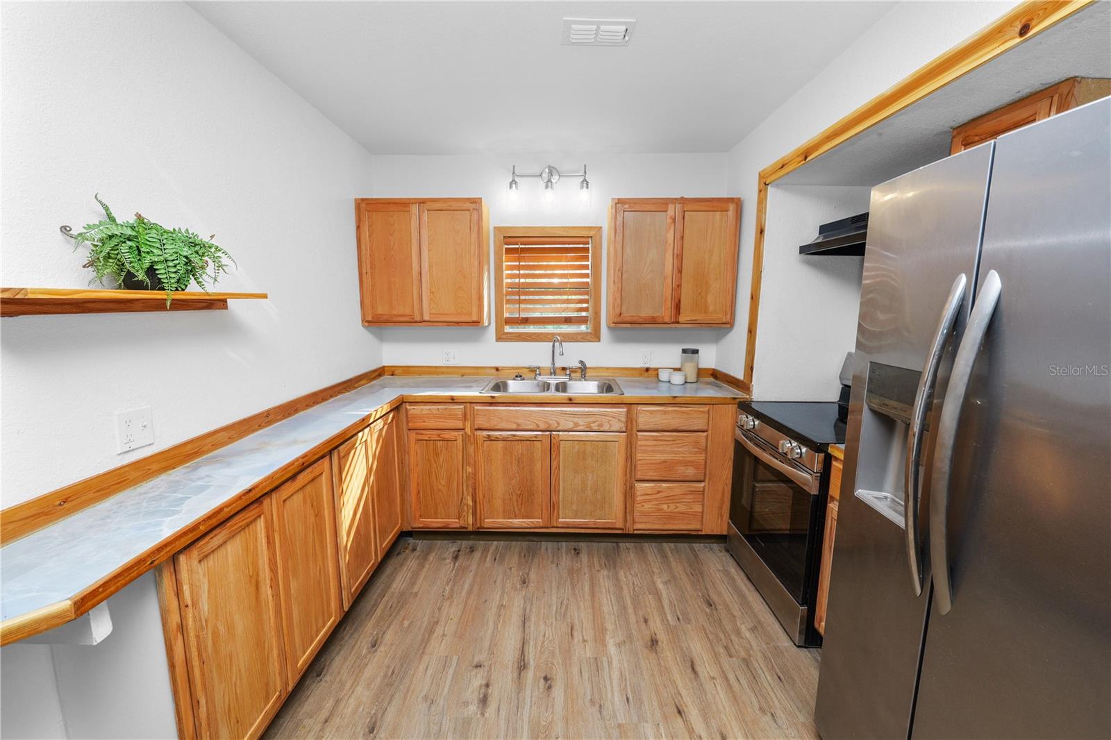 Image 13 of 31 For 813 Nokomis Avenue