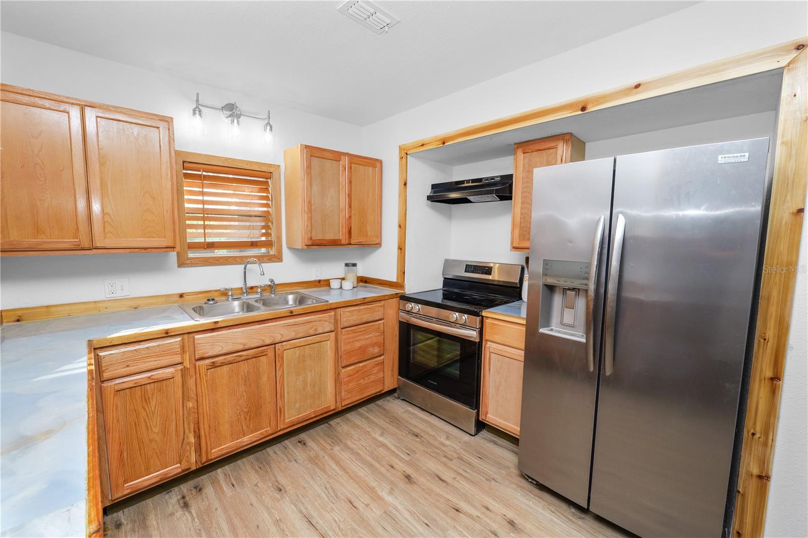 Image 14 of 31 For 813 Nokomis Avenue