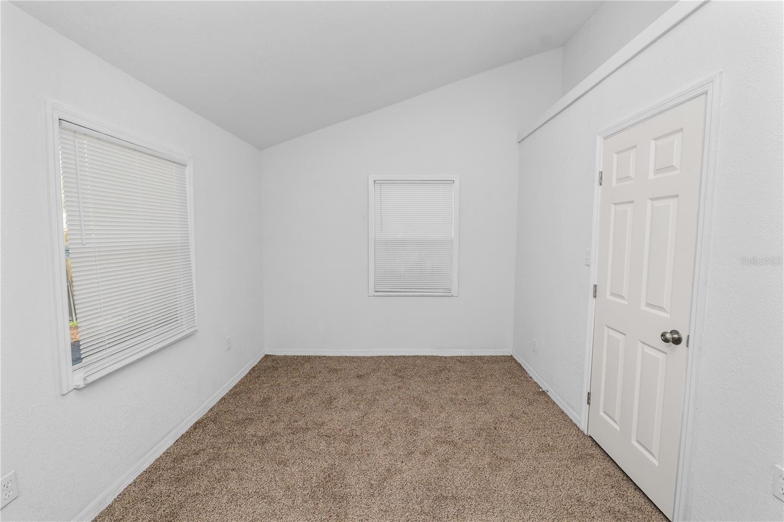 Image 21 of 31 For 813 Nokomis Avenue