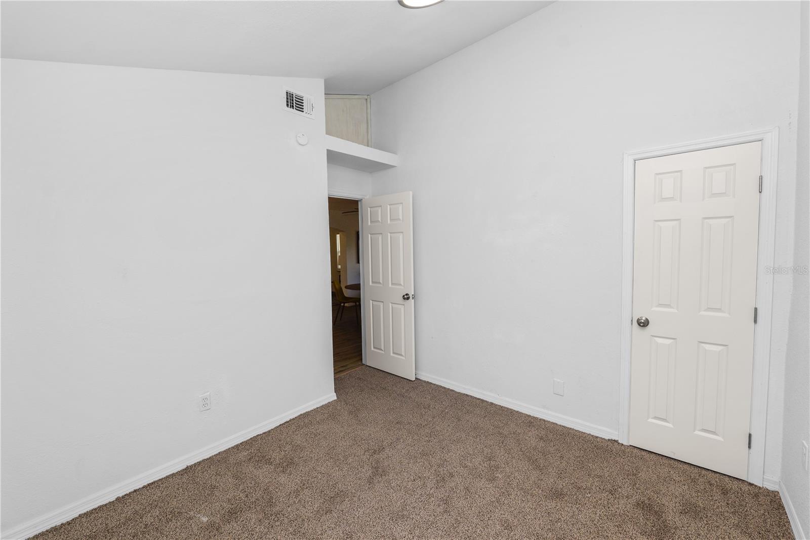 Image 24 of 31 For 813 Nokomis Avenue