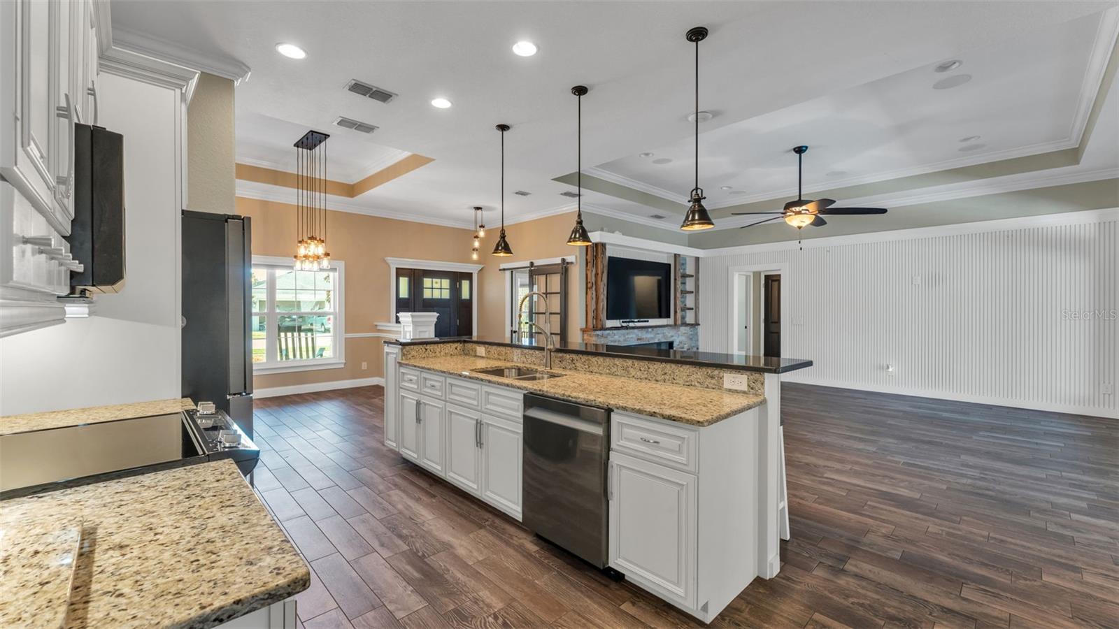 Image 12 of 52 For 187 Bentley Oaks Boulevard