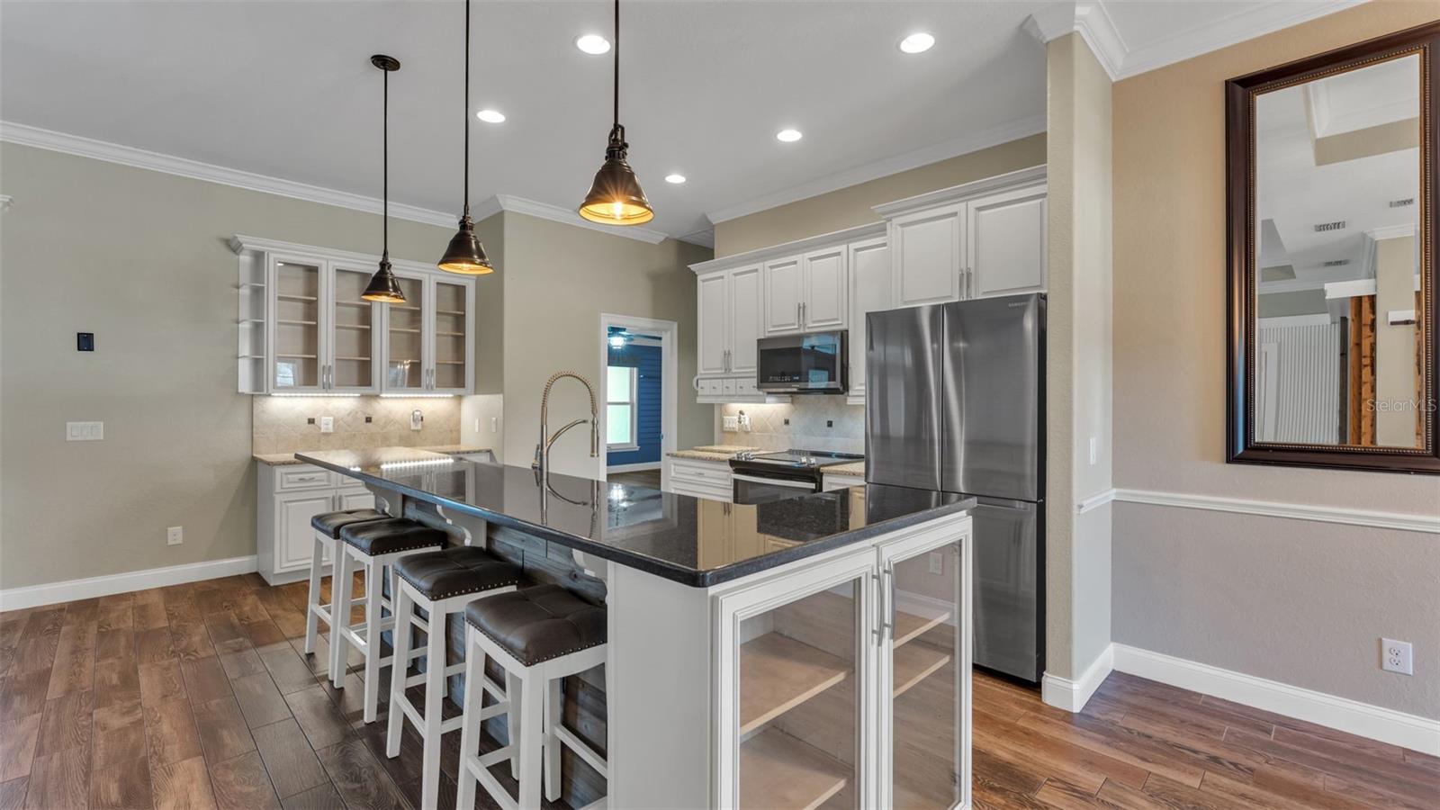 Image 8 of 52 For 187 Bentley Oaks Boulevard