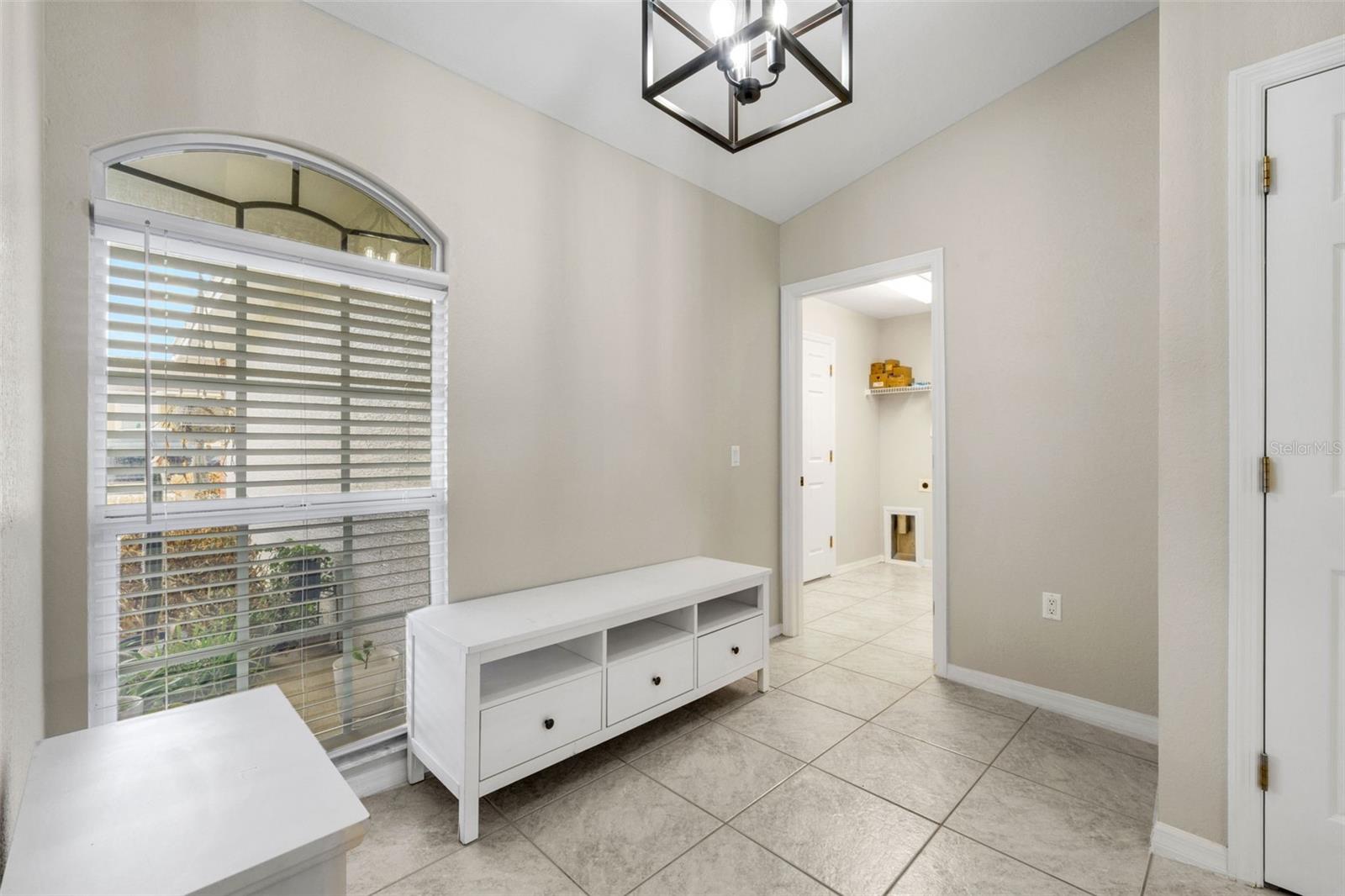 Image 12 of 35 For 7797 Canterbury Circle