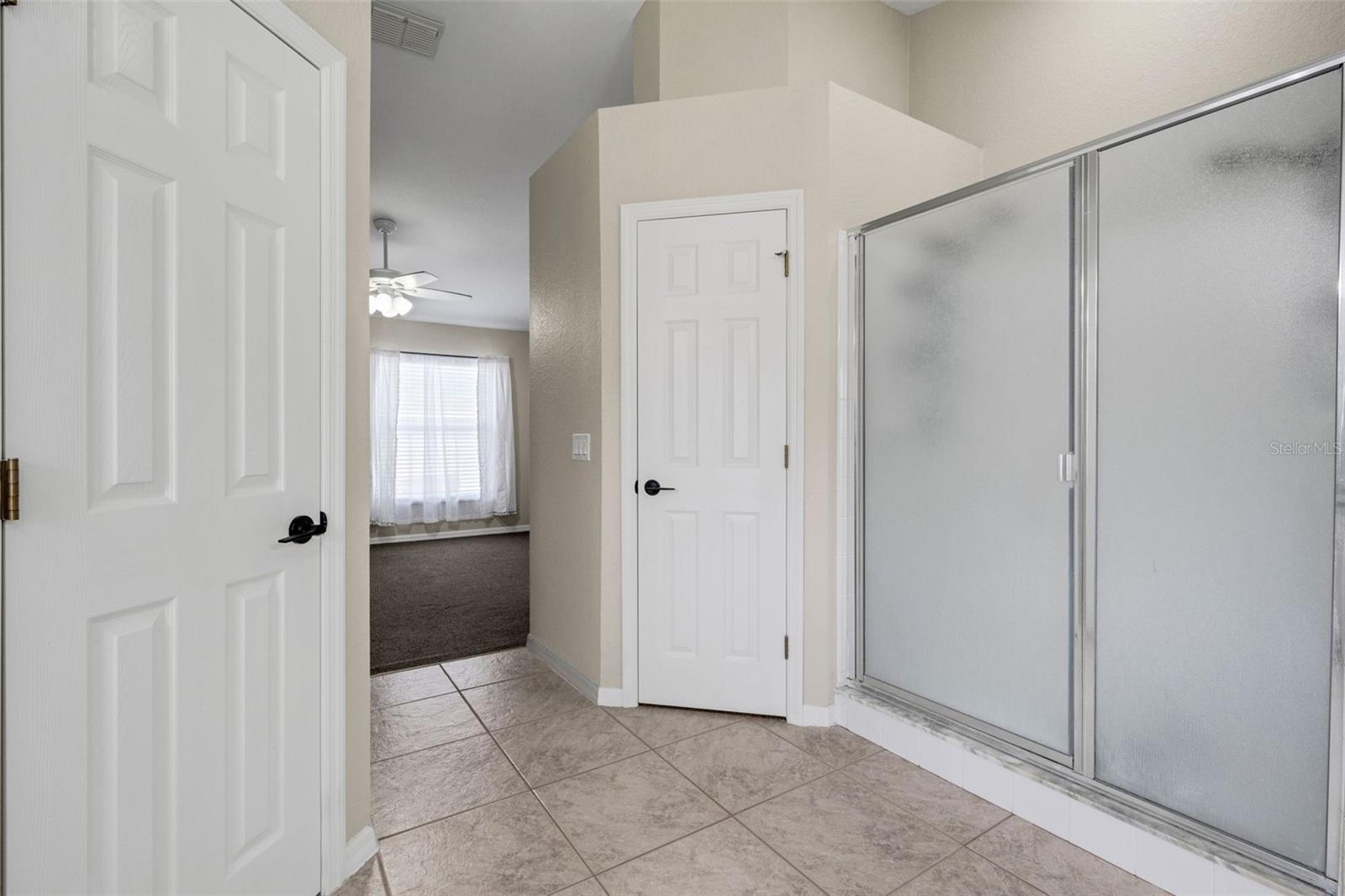 Image 18 of 35 For 7797 Canterbury Circle