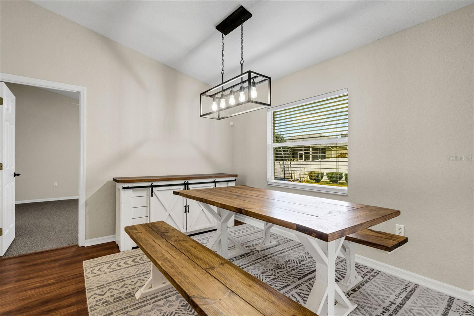 Image 5 of 35 For 7797 Canterbury Circle