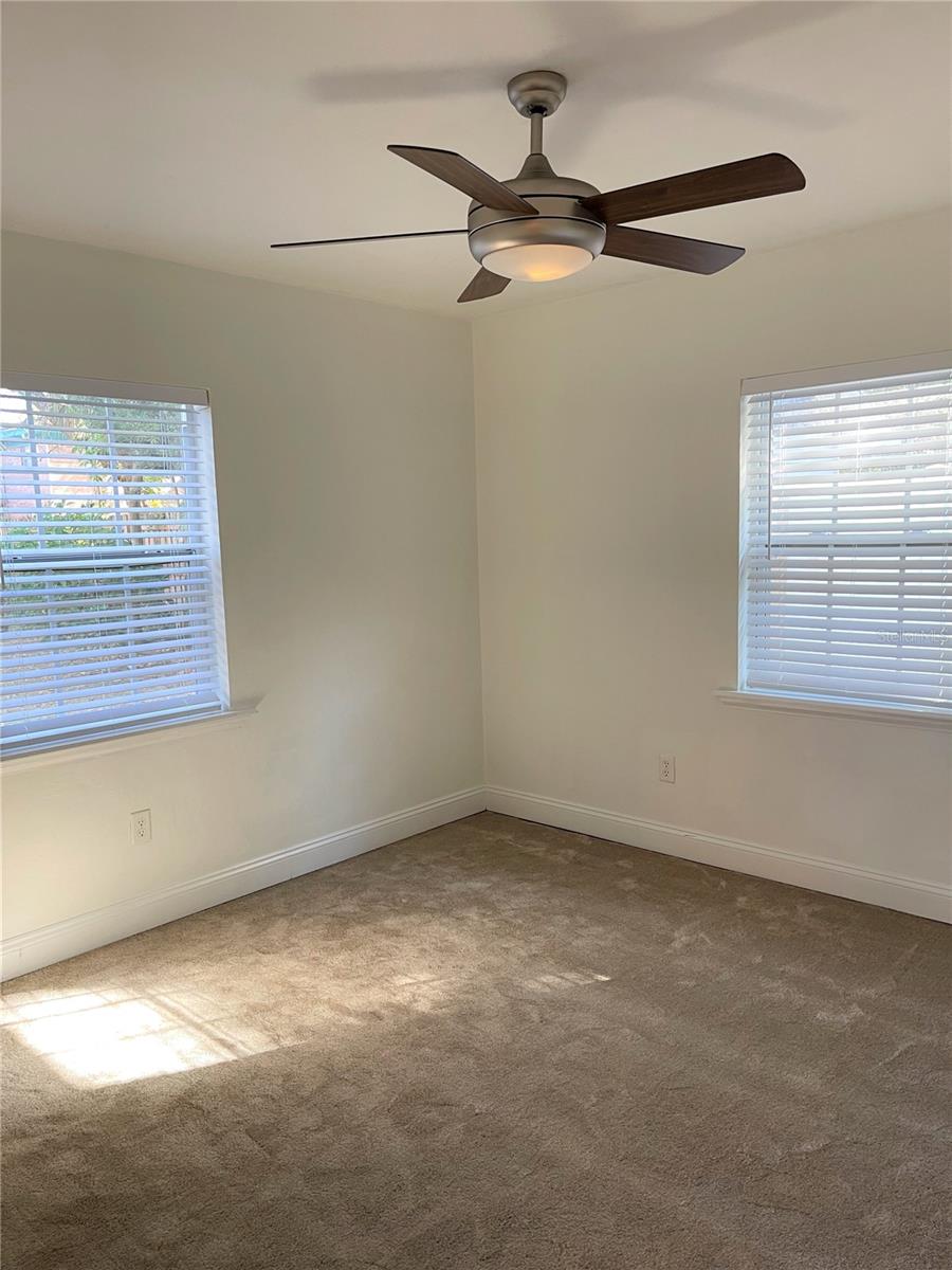 Image 12 of 27 For 309 Palm Drive