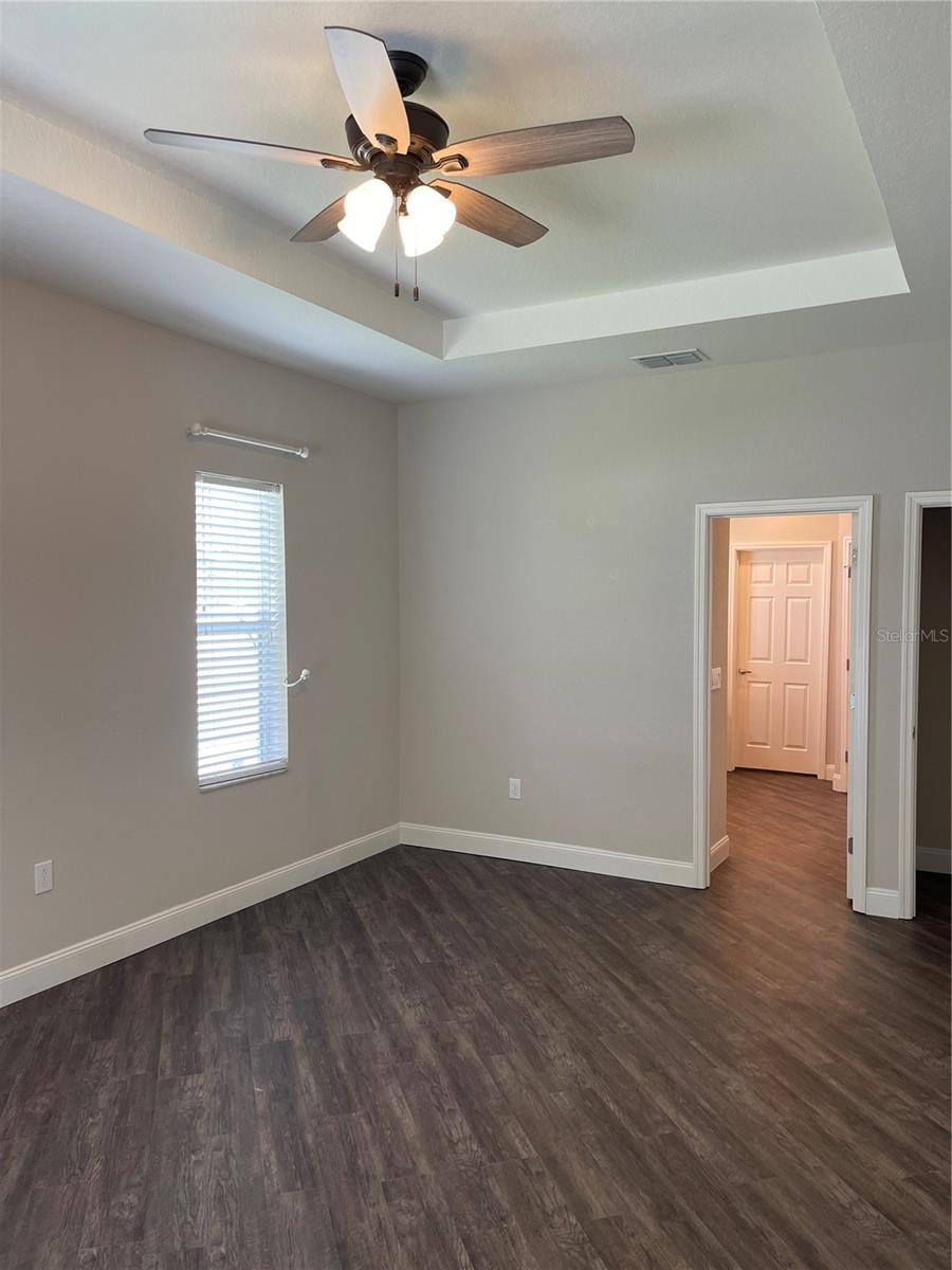 Image 10 of 52 For 3676 Peregrine Way