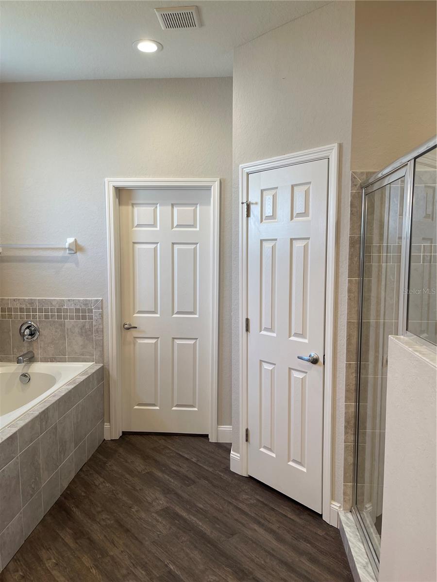 Image 11 of 52 For 3676 Peregrine Way