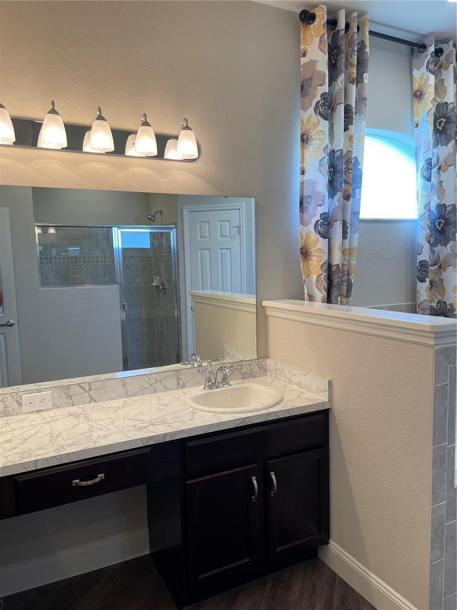 Image 14 of 52 For 3676 Peregrine Way