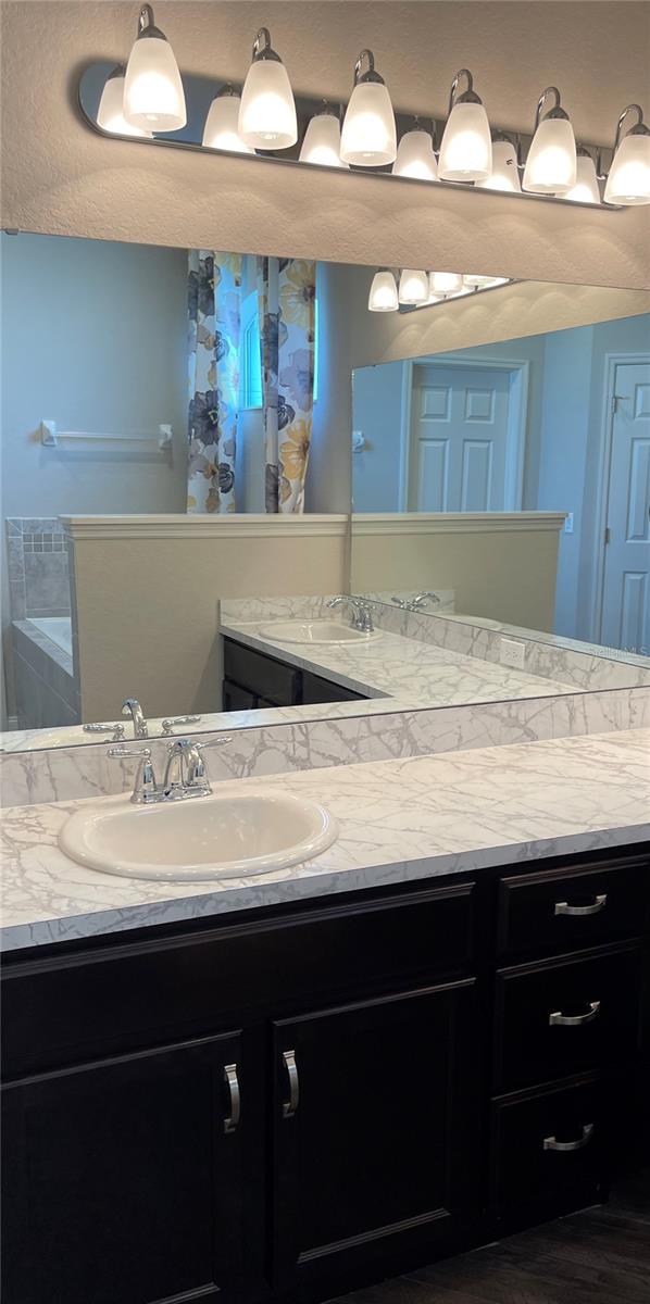 Image 17 of 52 For 3676 Peregrine Way