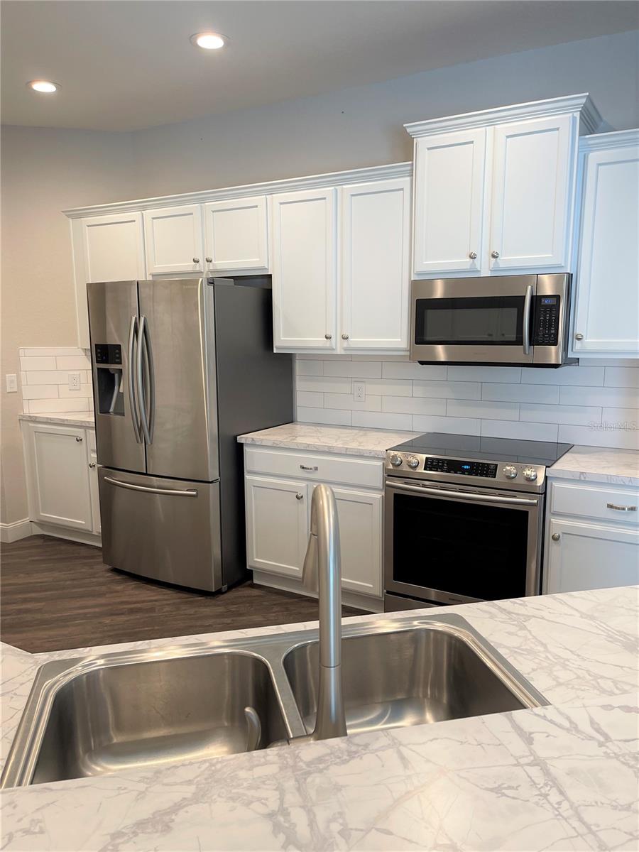 Image 23 of 52 For 3676 Peregrine Way