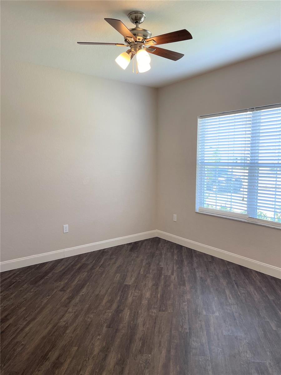 Image 4 of 52 For 3676 Peregrine Way