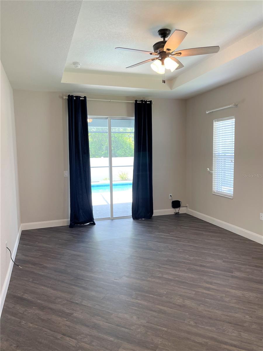 Image 9 of 52 For 3676 Peregrine Way