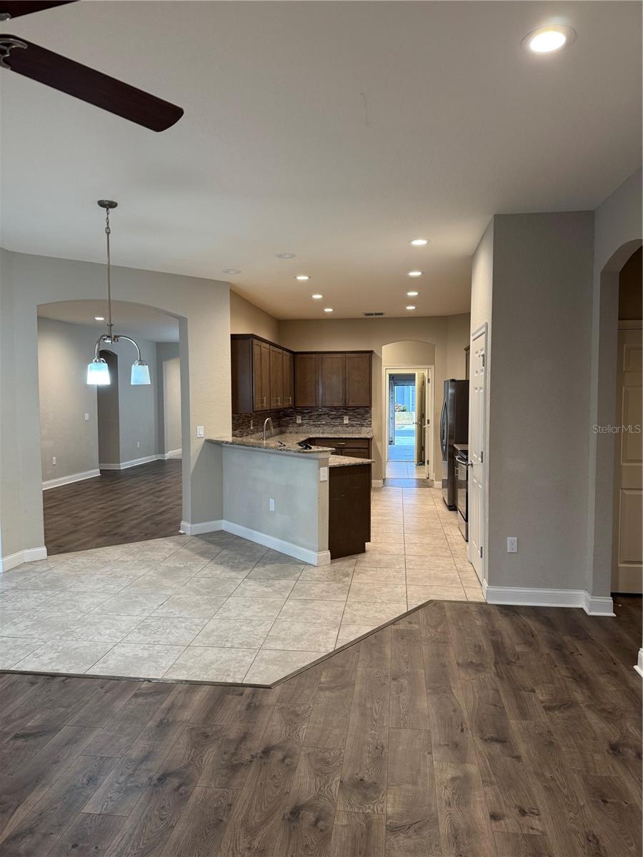 Image 13 of 53 For 5810 Christiansen Court