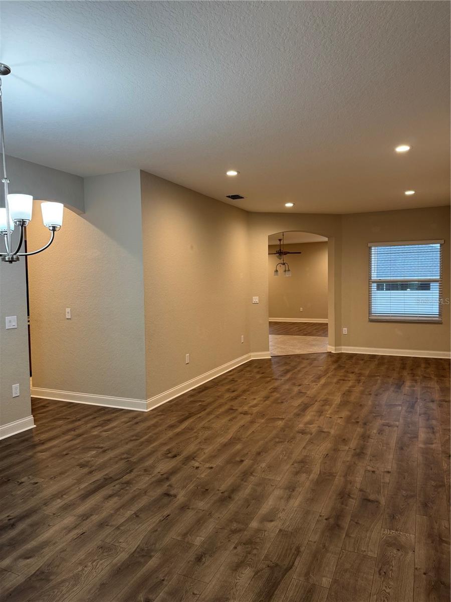 Image 4 of 53 For 5810 Christiansen Court