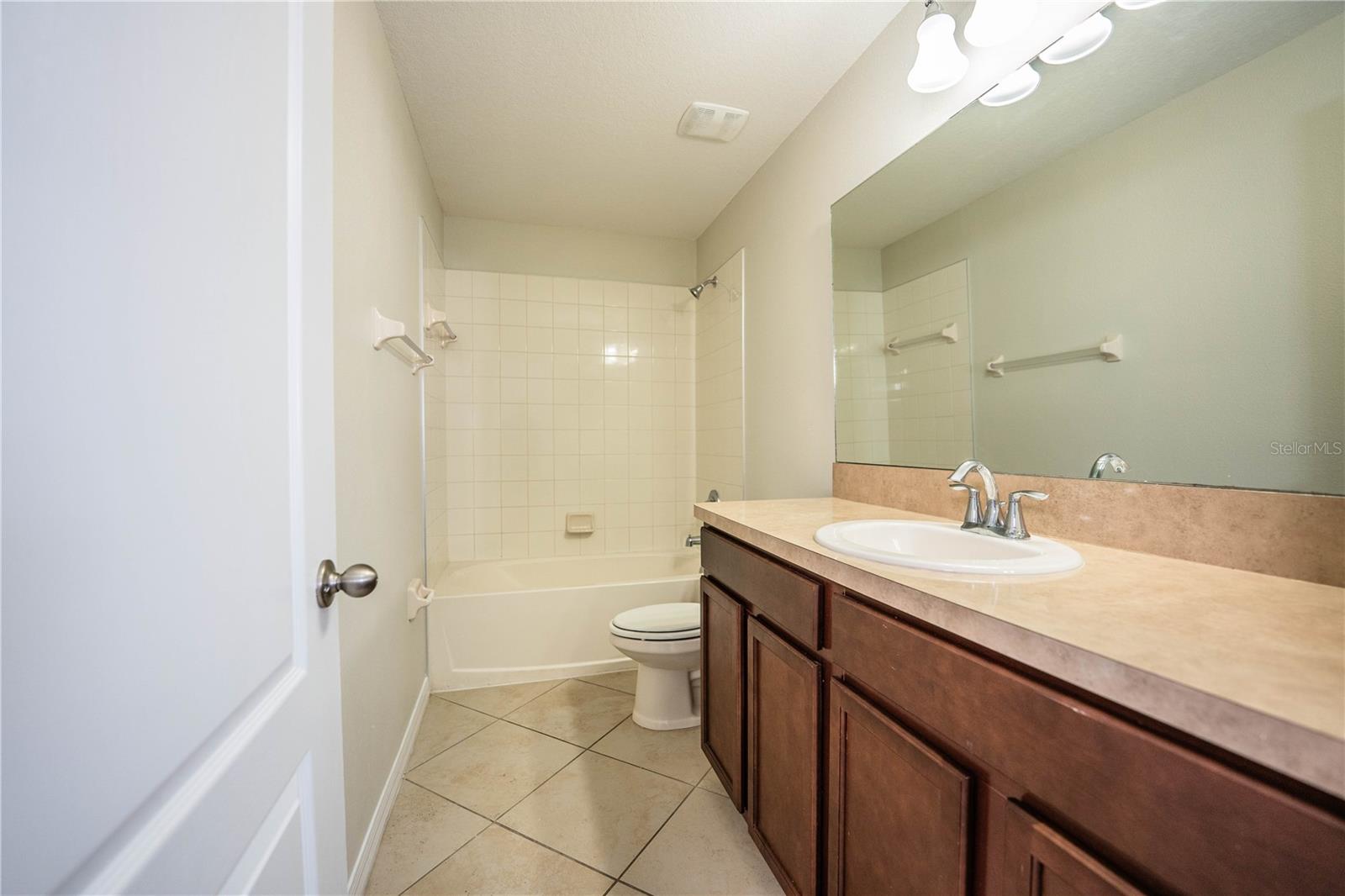 Image 36 of 54 For 6334 Torrington Circle